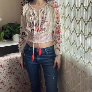 Embroidered Boho Top Size Small